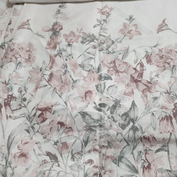 Arcadia Rod Pocket Set of 2 Floral Curtain Panel - Picture 3 of 9